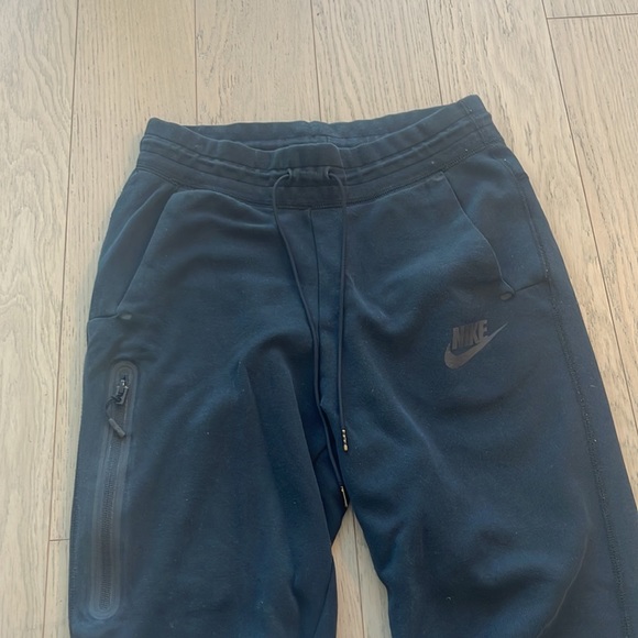 Nike black sweatpants - Picture 3 of 6